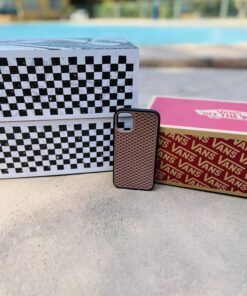 Carcasa Vans off the wall café con negro para iPhone 16