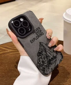 Carcasa Never Stop Exploring gris para iPhone 18 Pro Max